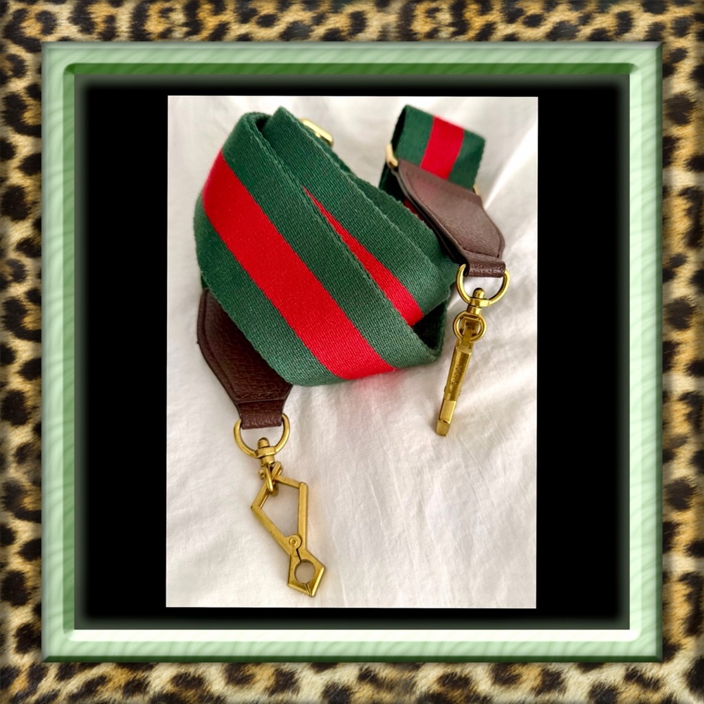 👑✅PRICE FIRM✅ AUTHENTIC GUCCI Web Crossbody Strap